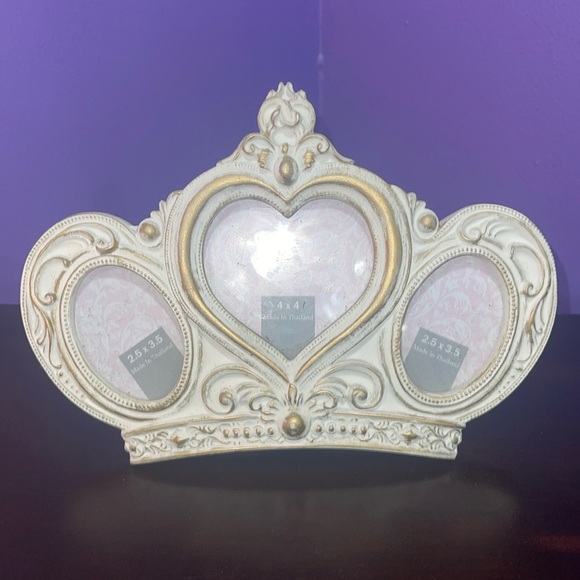 Crown Frame - Picture 4 of 7